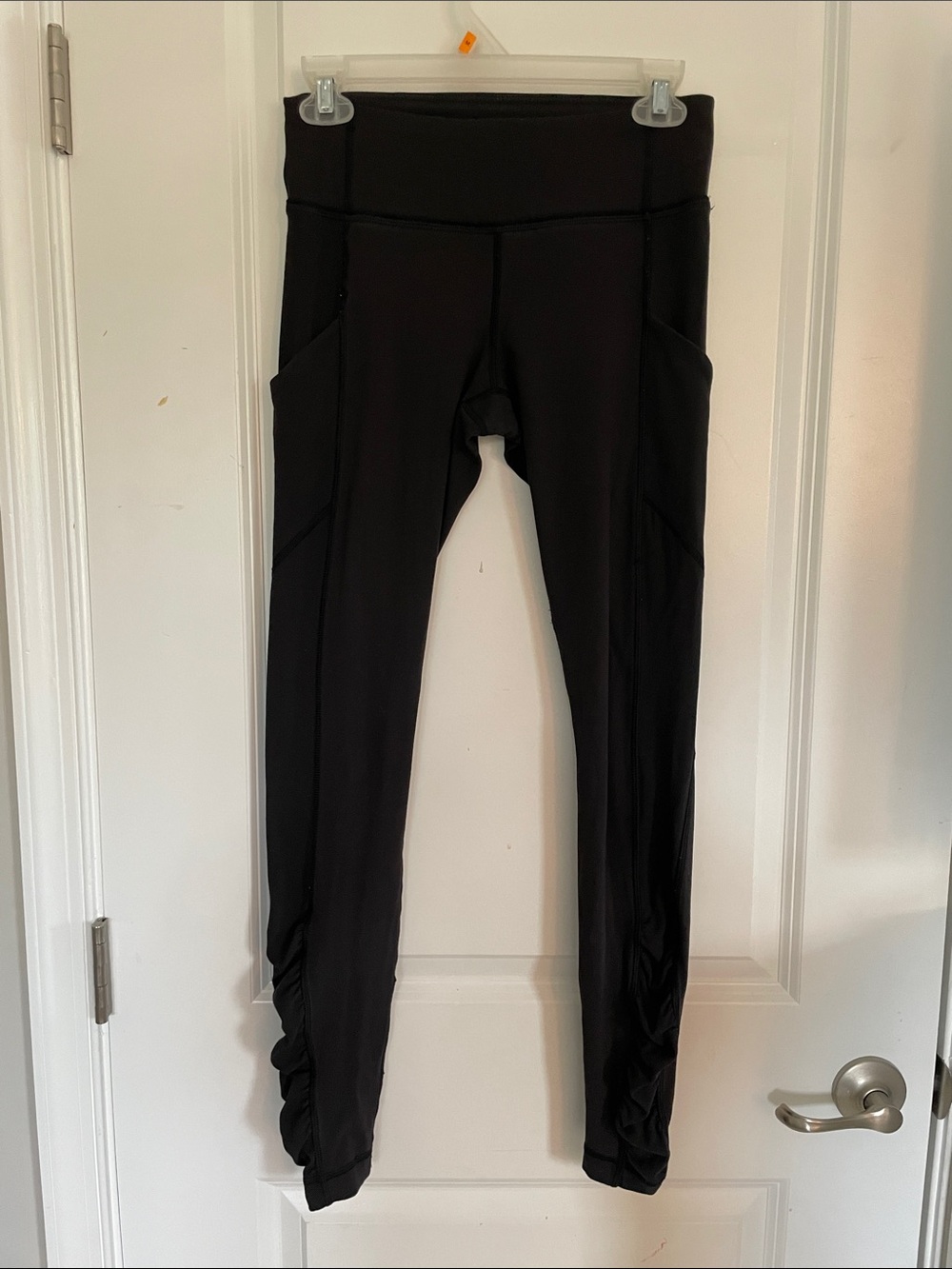 Lululemon black ruched leggings sz 4